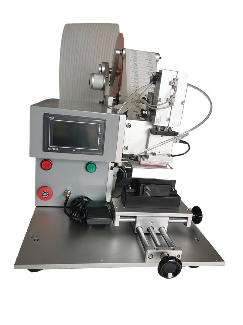 ± 0,2mm eta ± 1mm ​​zehaztasun arteko aldea